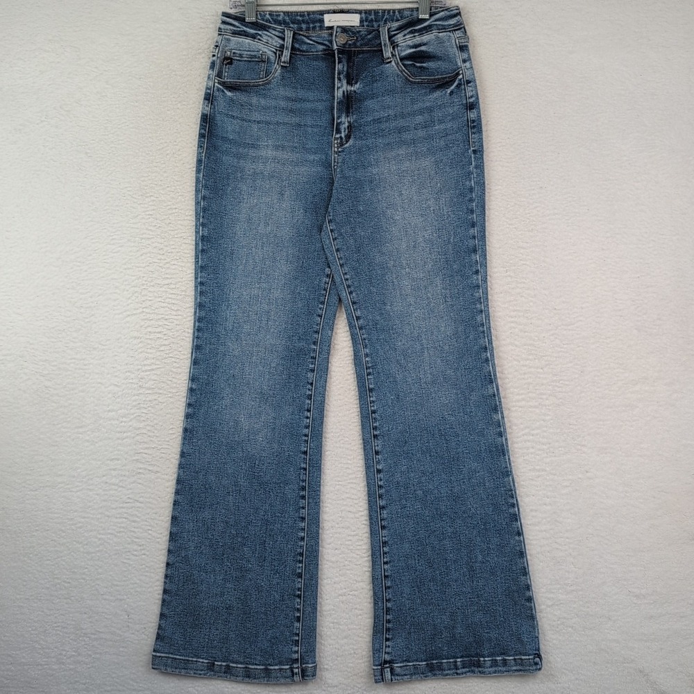Kancan Avonlea Essentials Wide Leg Flare Size 11/29 High‎ Rise Medium Wash